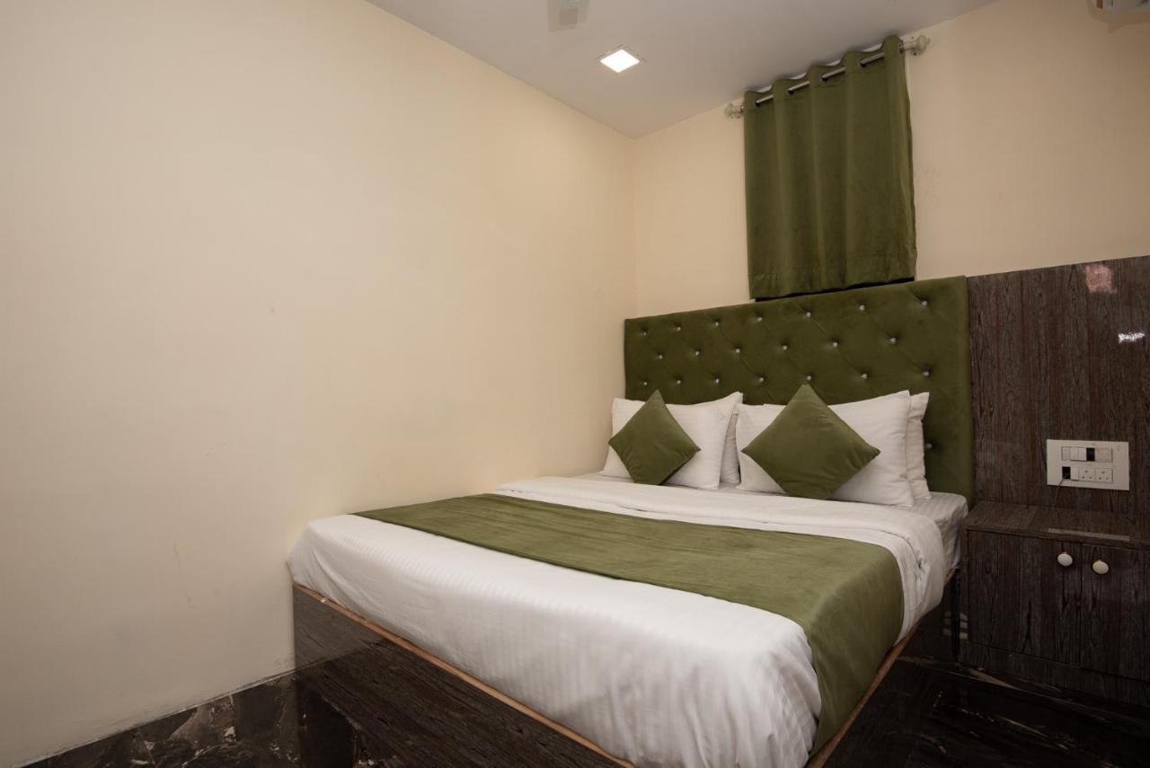Hotel Priceless Suite Bombay Exhibition Centre Goregaon West ムンバイ エクステリア 写真