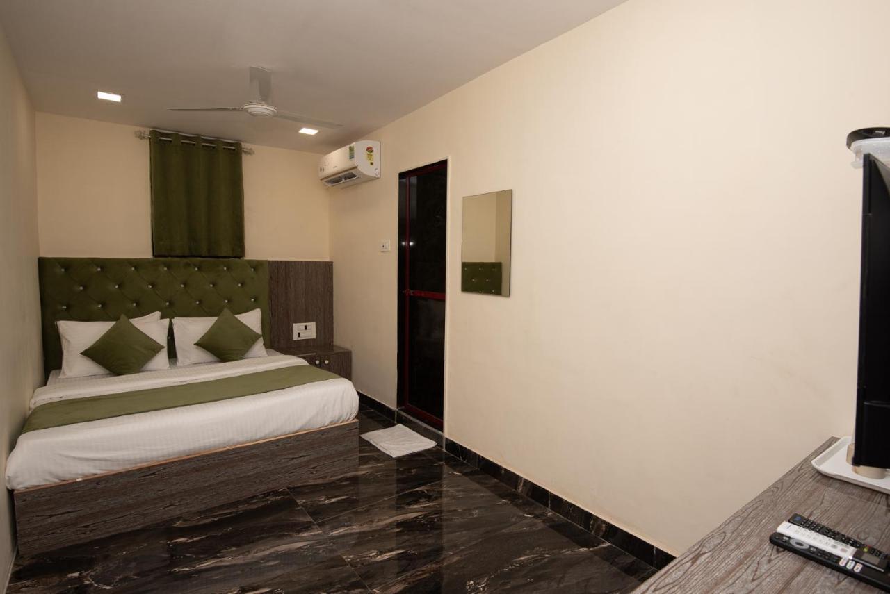 Hotel Priceless Suite Bombay Exhibition Centre Goregaon West ムンバイ エクステリア 写真