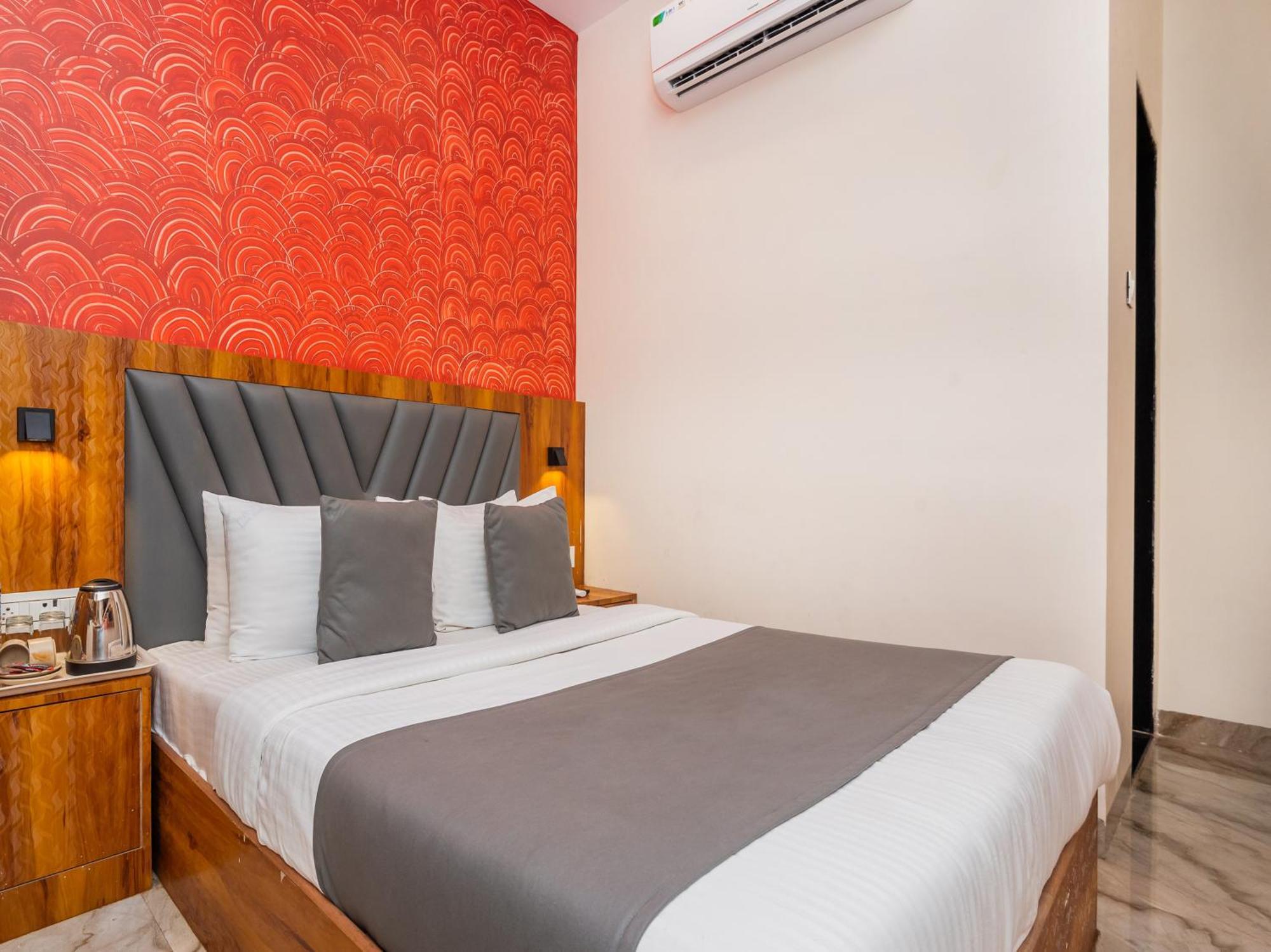 Hotel Priceless Suite Bombay Exhibition Centre Goregaon West ムンバイ エクステリア 写真