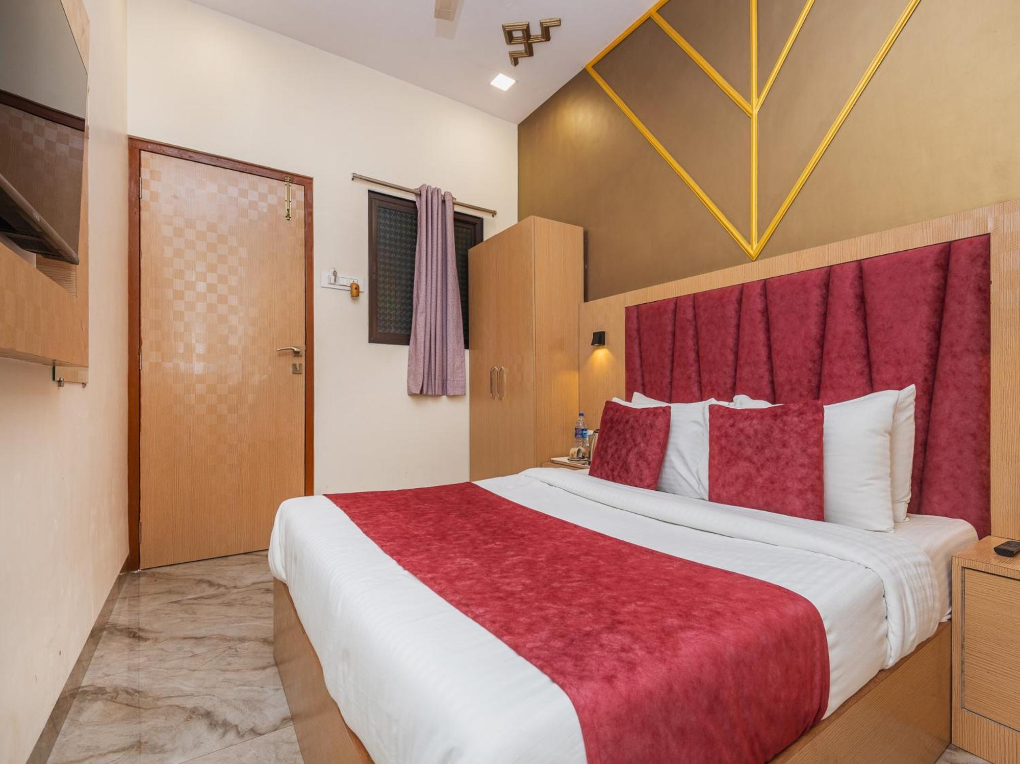 Hotel Priceless Suite Bombay Exhibition Centre Goregaon West ムンバイ エクステリア 写真